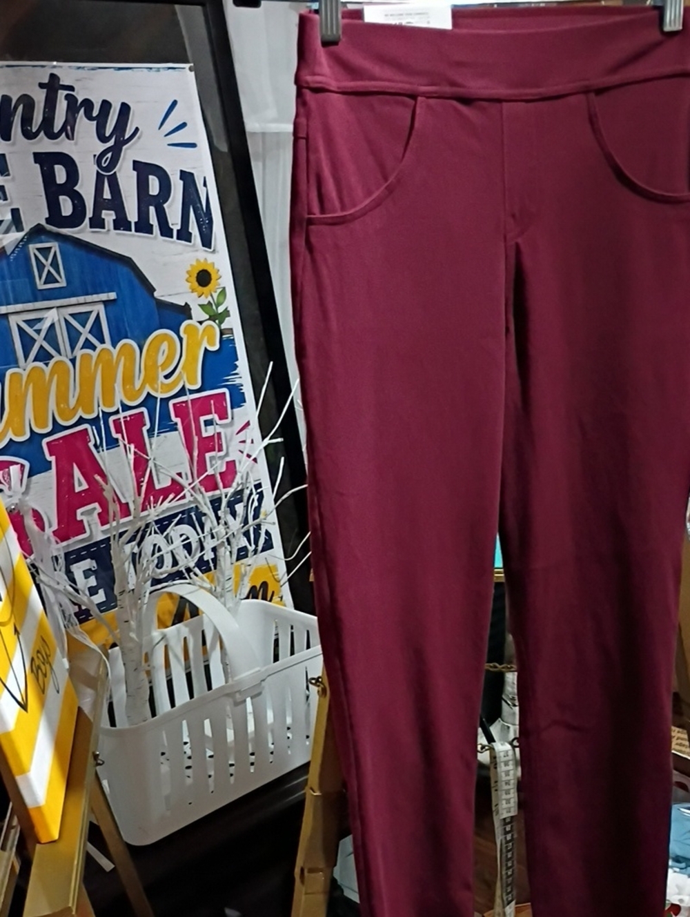 HUE Maroon Pull-On Ponte Leggings